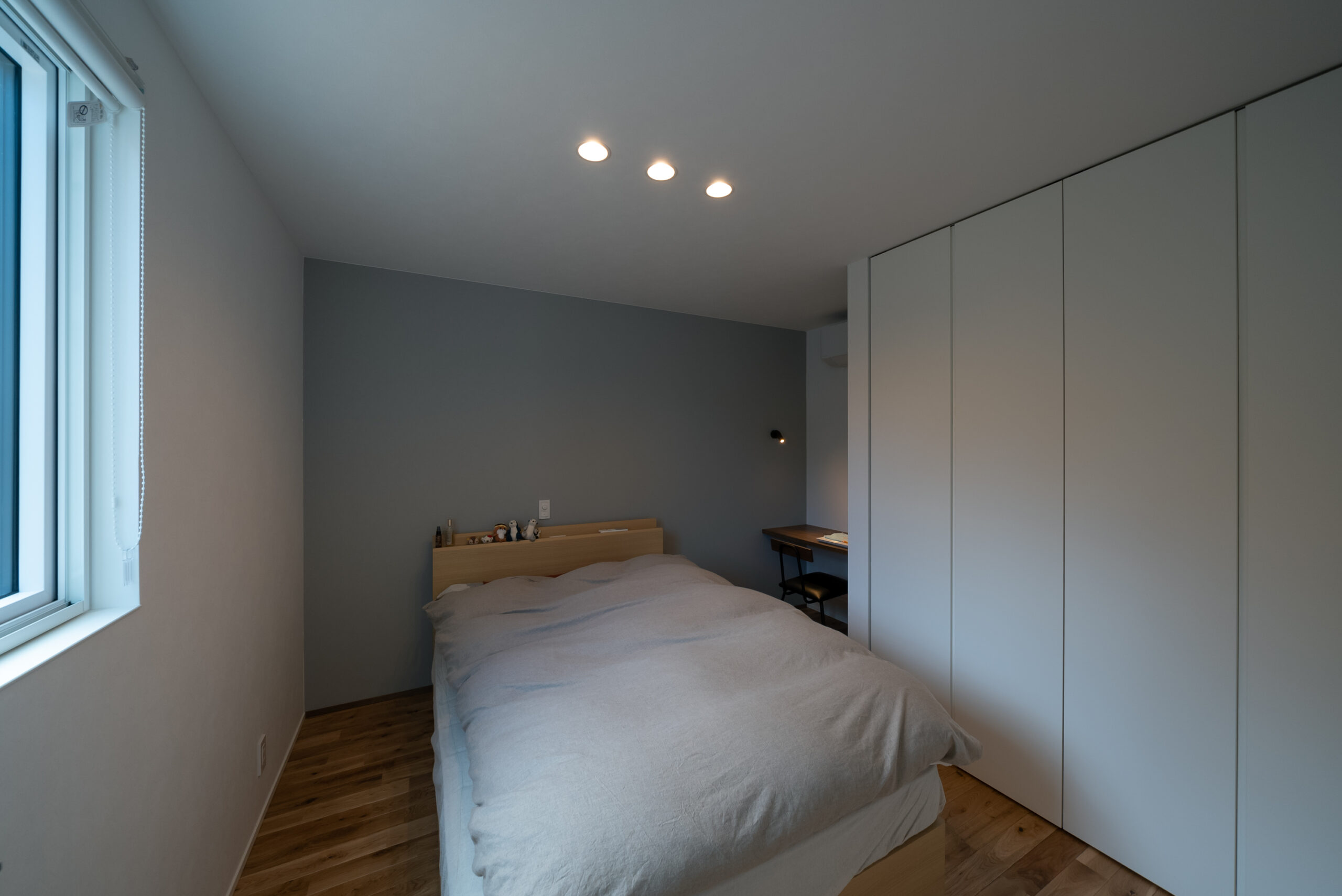 ワークスペースのある寝室